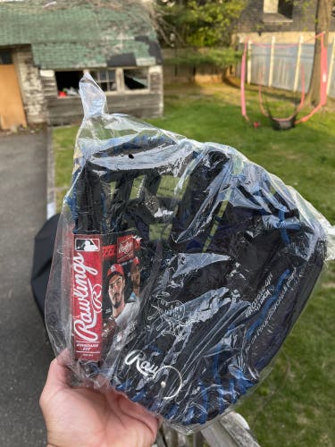 Rawlings Heart of the Hide RH Baseball Glove 13" (New)