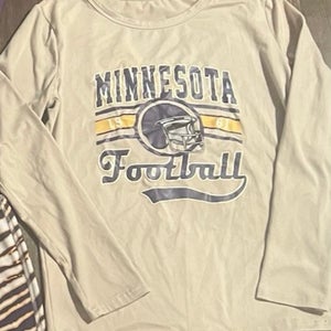 Minnesota Vikings Purple Small / Medium Adult Unisex Shirt (Used)
