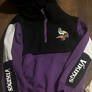 Minnesota Vikings Purple  an black youth Unisex Large/Extra Large Sweatshirt excellent condition