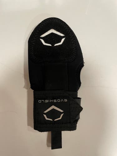 Black Junior EvoShield Sliding Mitt (Used)