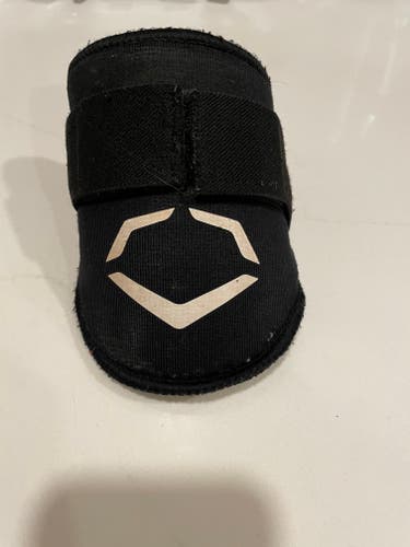 Black Junior EvoShield Elbow Guard Elbow Protection (Used)