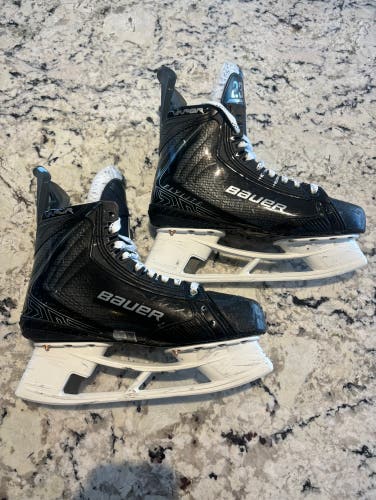 Pro Stock Bauer Vapor Flylite Hockey Skates Size 9 Fit 2 Knies