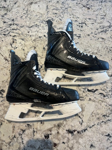 Pro Stock Bauer Vapor Flylite Hockey Skates Size 9 Fit 2 Knies