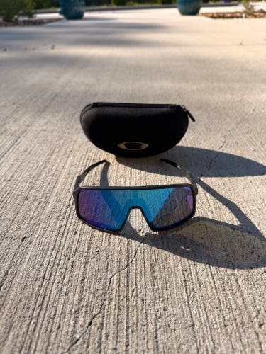 Men's Oakley Sutro Sunglasses (Used)