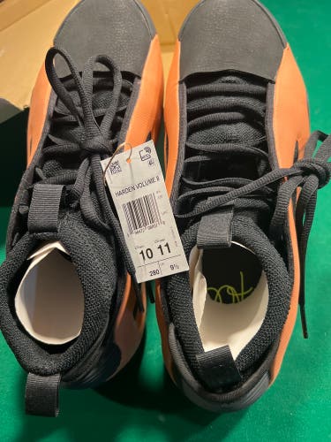 Men's Size M 10.0 (W 11.0) Shoes (New)