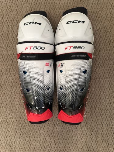 Senior CCM 14" Shin Pads (Used)