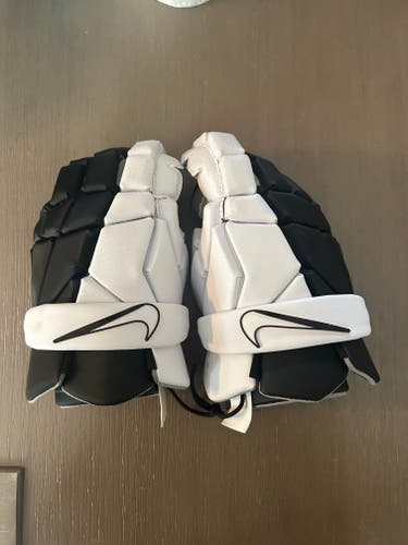 Nike Vapor select Lacrosse Gloves (New)