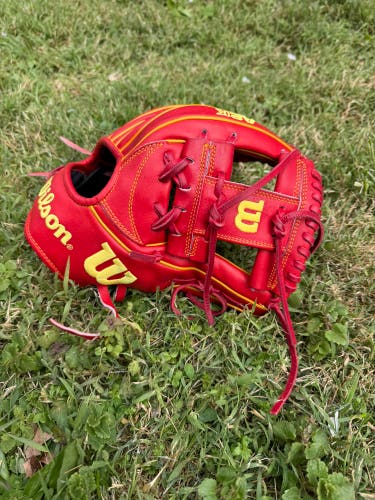 Wilson A2K OA1 RH Infield Baseball Glove 11.5" (Used)