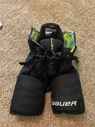 Junior Medium Bauer HP Elite Hockey Pants (Used)