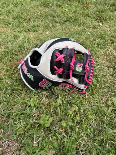 Wilson A2K 1724 RH Infield Baseball Glove 11.75" (Used)