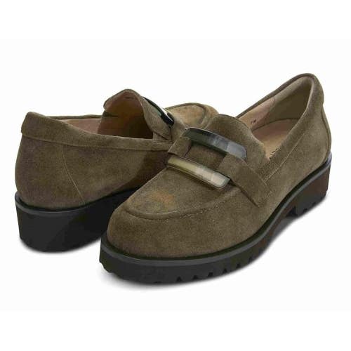 Vaneli Zinta Loafers Womens 8 M Khaki Suede Waterproof Lug Sole Slip On HTAT1097