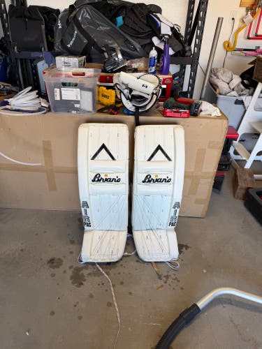 34" 2021 Brian's Heritage Regular Goalie Full Set (Used)