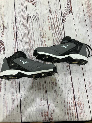 Mizuno Advanced Swagger Metal Cleats I Size 10.5 (New)
