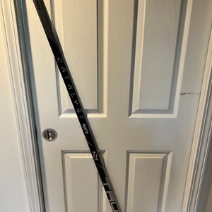 Senior True Catalyst 9x3 Left Hand Hockey Stick P92M 90 Flex Pro Stock (New)