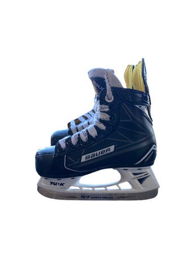 Used Bauer SUPREME IGNITE PRO Youth Hockey Skate Youth 10.0 11883-S000160911