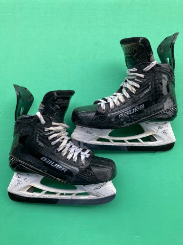 Senior Bauer Supreme Mach Hockey Skates | Size 7 Fit 3