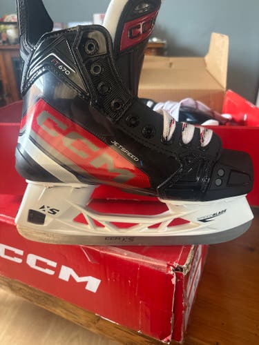 Black CCM JetSpeed FT670 Hockey Skates Size 4