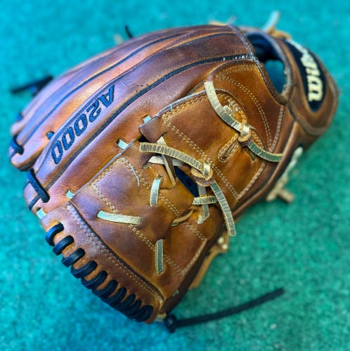 Refreshed and new laces. Wilson A2000 B2 LH Pitcher's Baseball Glove 12" (Used)