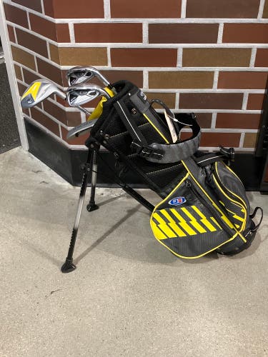 Used USKG WT-25 Junior Right Handed Golf Set | 42" Player Height Recommended | GREAT CONDITION