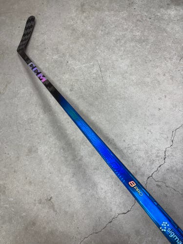 55 Flex P29+1/4 JR CCM Jetspeed FT8 Pro Right Hand Hockey Stick Pro Stock (New)