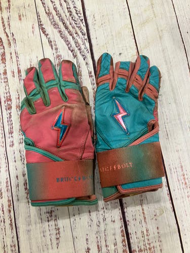 Pink Bruce Bolt Batting Gloves I Youth Small (Used)