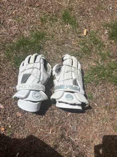 Maverik M4 Lacrosse Gloves (New)