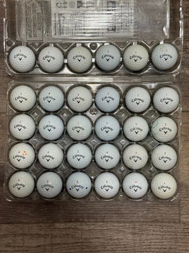 30 Callaway Chrome Soft Golf Balls - 4A Good Condition