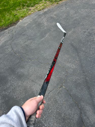 Senior CCM JetSpeed FT7 Pro Left Hand Hockey Stick P28 85 Flex (Used)