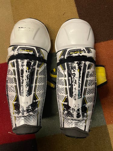 Youth CCM Super Tacks 12" Shin Pads (Used)