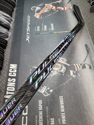 2 PACK | P92 | 77 Flex NEW! Senior Bauer Pulse Left Hand Hockey Stick Pro Stock (New)