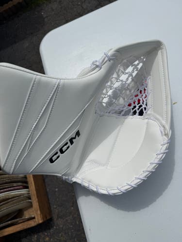CCM Axis XF Pro Regular (New)