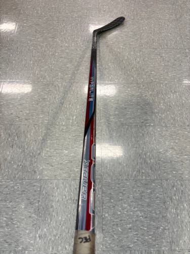 Senior Bauer Vapor Hyperlite 2 Hockey Stick Right Handed P92 70 Flex (Used)
