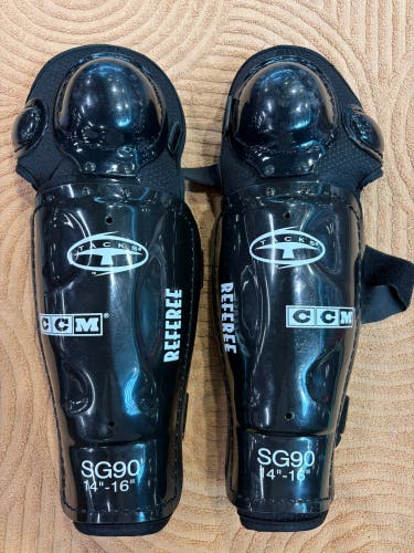 Senior CCM Referee SG90 Shin Pads | 14-16" (Used)