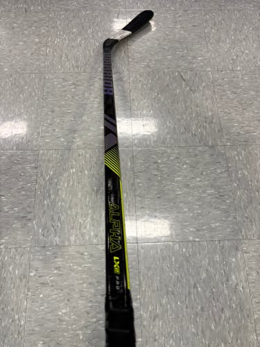 Youth Warrior Alpha LX2 Pro Hockey Stick Right Handed W03 20 Flex (Used)