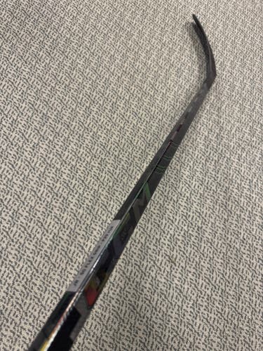 Junior CCM XF Ghost Right Handed Hockey Stick P29+1/4 50 Flex (New)