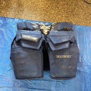 Senior Medium Vaughn SLR4 Pro Carbon Hockey Goalie Pants (Used)