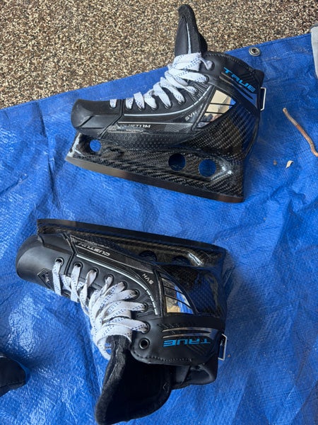 2023 True One Piece Hockey Goalie Skates Size 6.5 (Used)