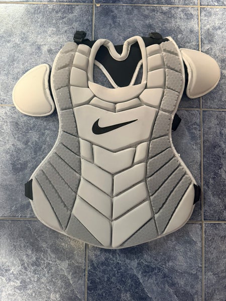 Nike Diamond CUSTOM Elite Catcher's Chest Protector (New)