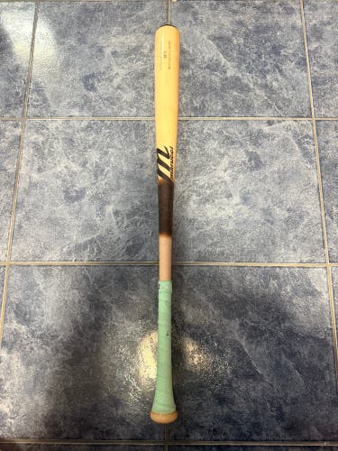 2025 Marucci M71 Maple Bat (-3) 30 oz 33" (Used)