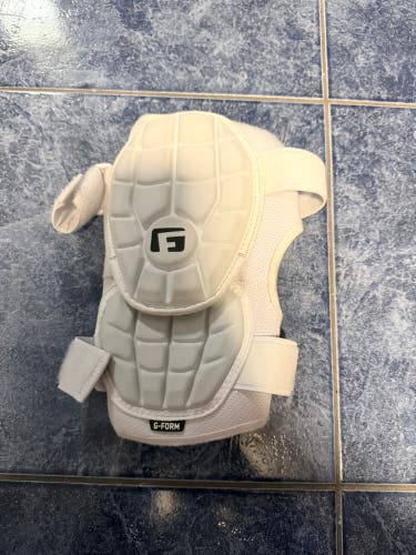 G Form Elite 2 White Senior Elbow Protection (Used)