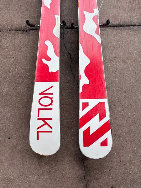 Volkl Ledge Jr 128 cm All Mountain Skis | Tyrolia Peak 7.5