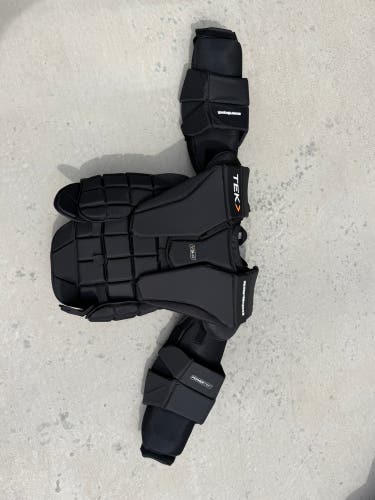 XL Goalie Chest Protector (New)
