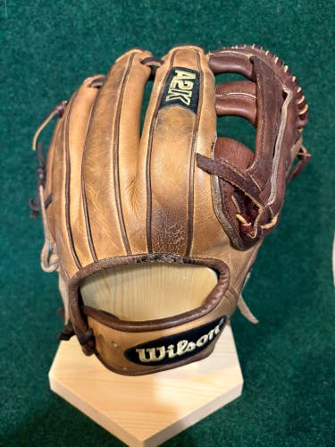Wilson A2K DW5 RH Baseball Glove 12" (Used)