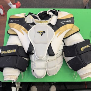 Vaughn Epic 8600 Goalie Chest Protector | Senior Large