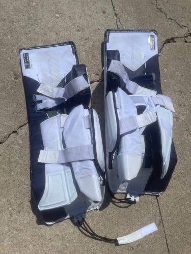 34" Bauer Vapor X5 Pro Goalie Leg Pads (Used)