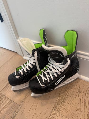 Bauer XLS Hockey Skates 8 (New)