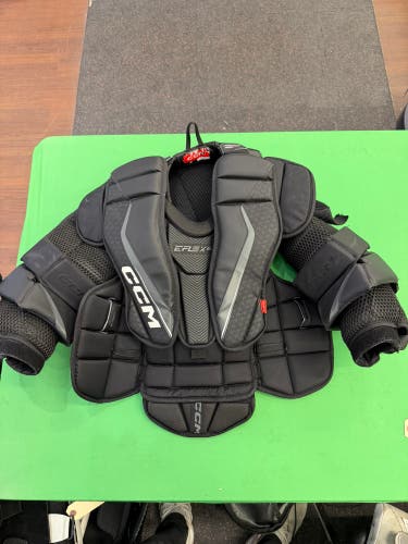 CCM Extreme Flex E6.5 Goalie Chest Protector | Junior Large/Extra Large