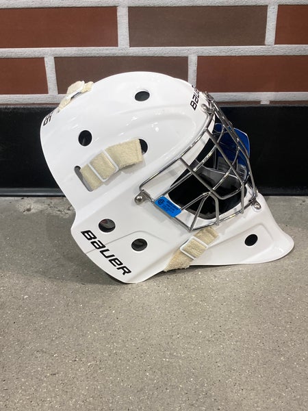 Used Senior MD/LG Bauer 930 Goalie Mask | New Cage | Bag Included