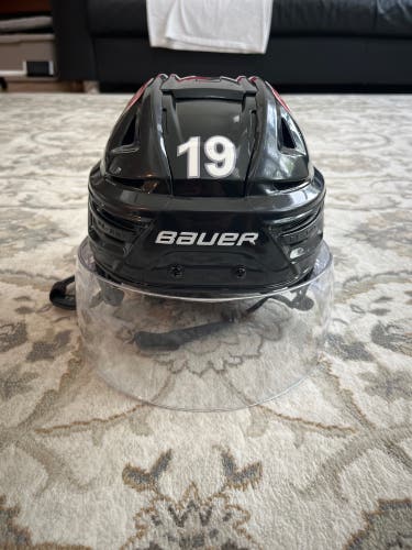 Medium Bauer Re-Akt 150 Pro VN Helmet (Used)