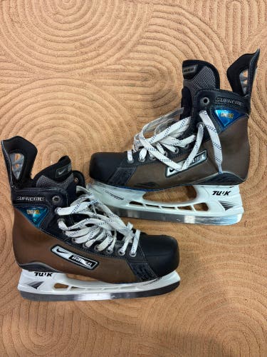 Senior Bauer Supreme One90 Hockey Skates Regular Width 8 (Used)
